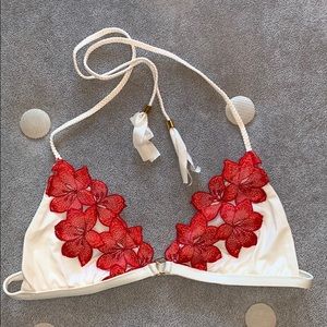 •Red Hot Floral Top•